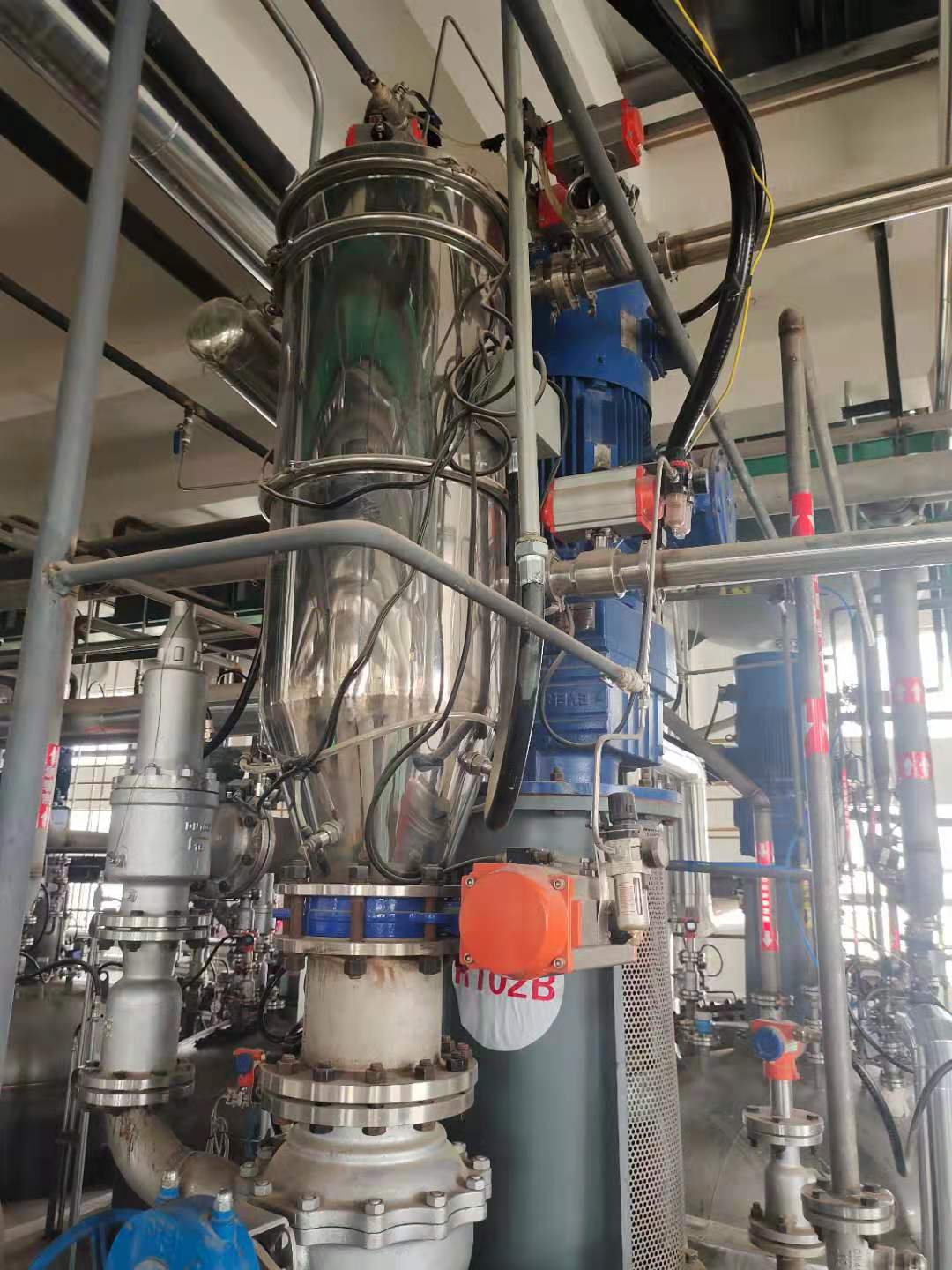 氮?dú)庵脫Q密閉投料機(jī)